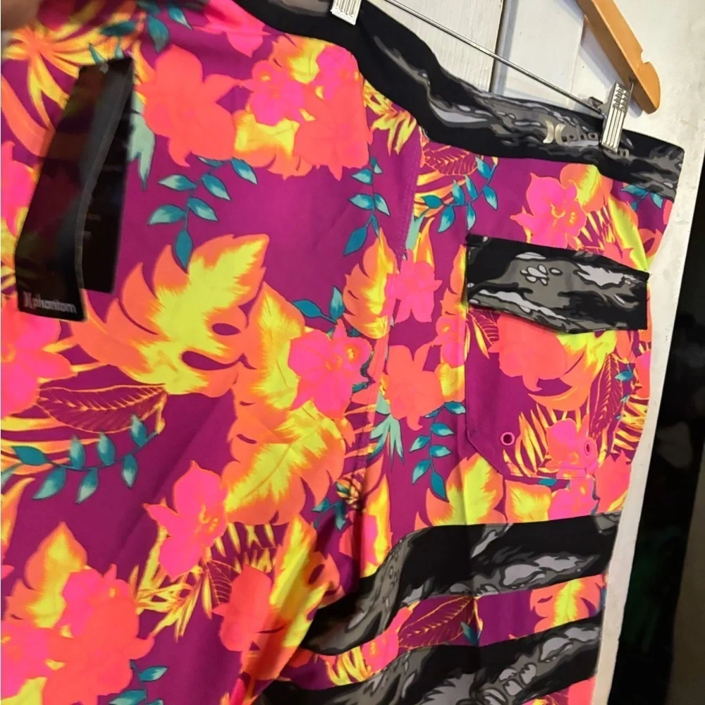 Hurley Block Party Flammo Phantom Boardshort